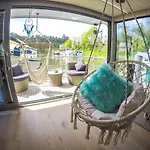 Hausboot Schleuseninsel Botel *