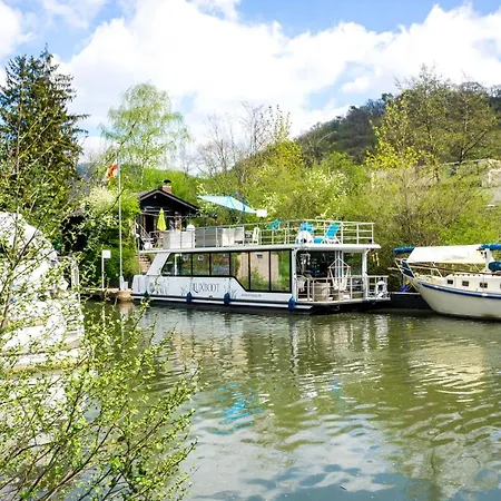 Hausboot Schleuseninsel Botel Lahnstein