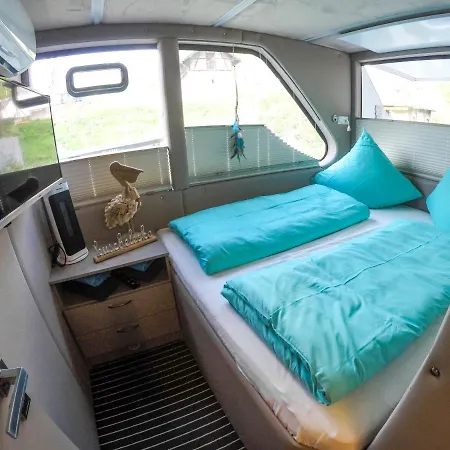 بوتيل Hausboot Schleuseninsel