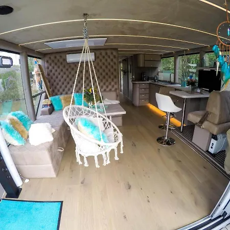 بوتيل Hausboot Schleuseninsel *