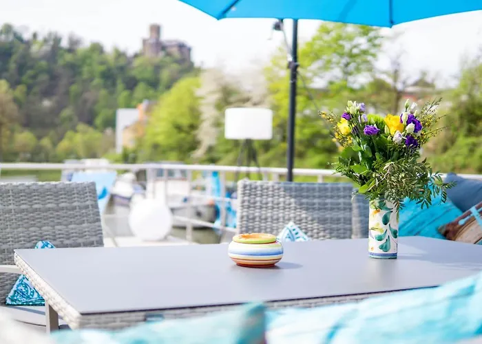 Hausboot Schleuseninsel Botel *